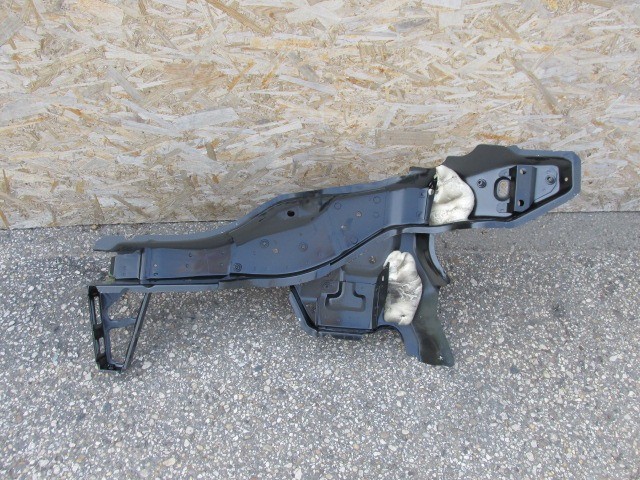 Fiat Punto II.-III. bal első nyúlvány belső rész 51749013