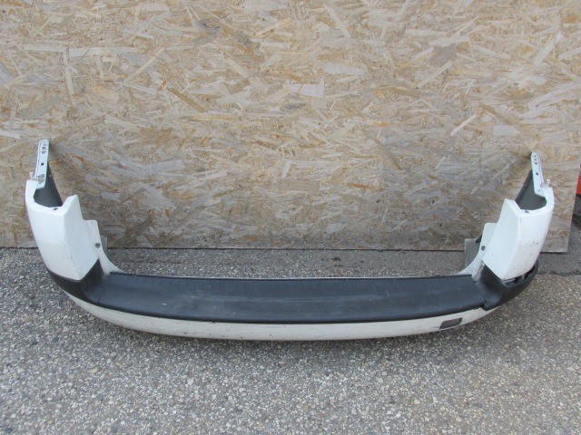 94141 Fiat Stilo kombi fehér színű hátsó lökhárító