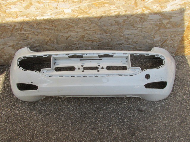 94120 Fiat Punto Evo fehér színű hátsó lökhárító 