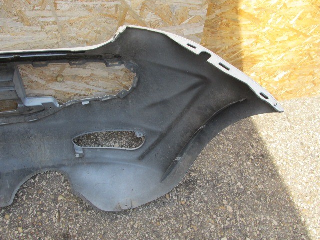 94120 Fiat Punto Evo fehér színű hátsó lökhárító 