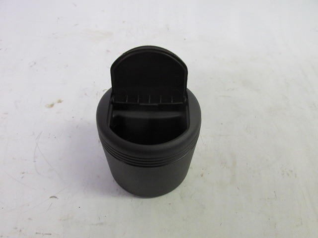 Lancia Ypsilon II. 2003-2011 gyári új hamutartó 735450422