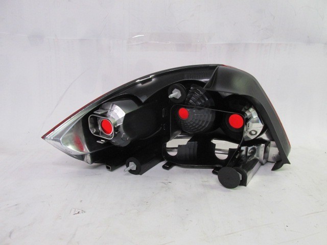 Fiat Linea utángyártott új, jobb hátsó lámpa 51753752