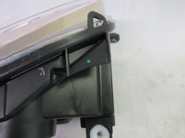 Fiat 500 2008-2015 gyári beszállítós új bal első fényszóró a képen látható sérüléssel  51787492