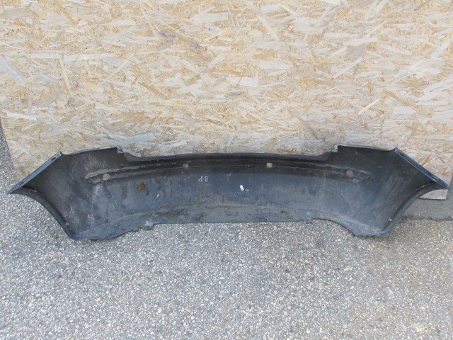 94138 Fiat Stilo 2003-2007 5 ajtós, indigókék színű hátsó lökhárító , a képen látható sérüléssel