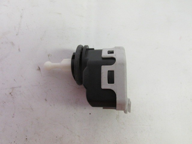 Lancia Ypsilon II. , Lancia Musa fényszórómagasság állító motor 77362419