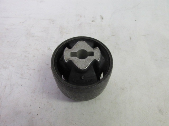 Fiat Croma 2005-2010 utángyártott új, hátsó lengőkar szilent 51748737