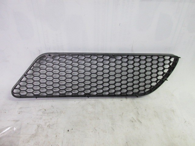 Alfa Romeo 147 2005-2010  utángyártott új, jobb első lökhárító alsó díszrács 156075730