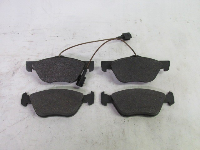 Alfa Romeo Gt gyári új első fékbetét készlet 77362683