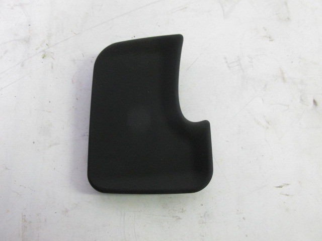 Alfa Romeo 147 gyári új, bal hátsó ajtókárpit takaró kupak 735298599