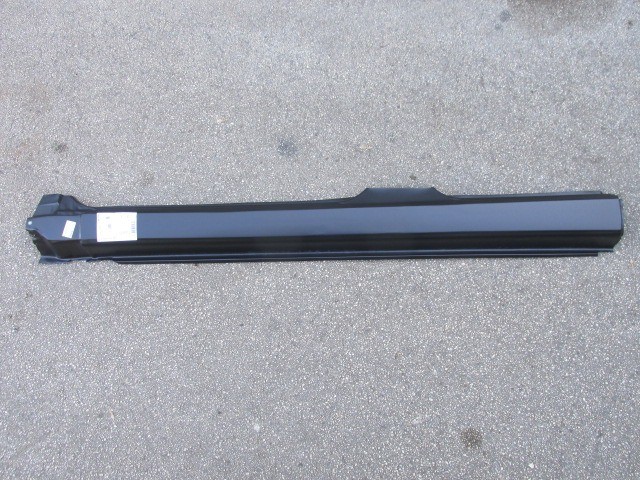 Alfa Romeo 156 utángyártott új, bal oldali külső küszöb 71719930