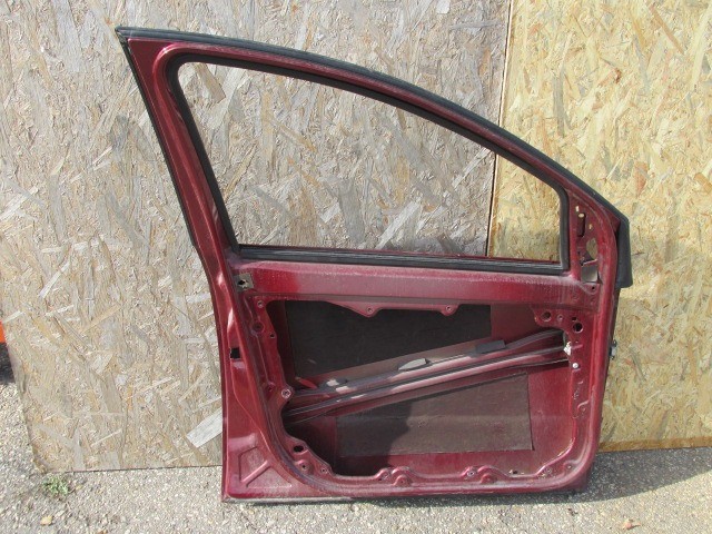 87935 Fiat Croma bordó színű bal első ajtó