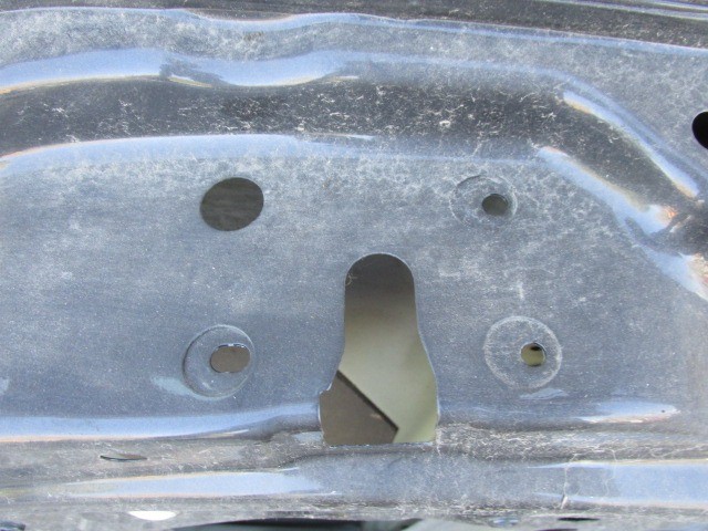 87831 Lancia Musa szürke színű, bal hátsó ajtó 