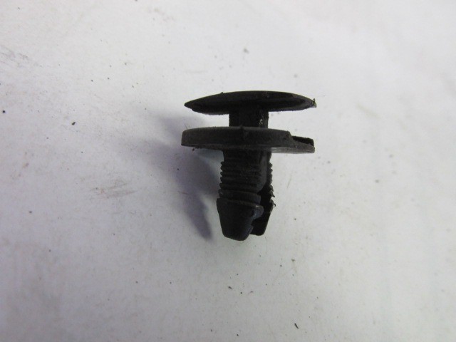 Alfa Romeo Giulietta levélfogó patent 156085704