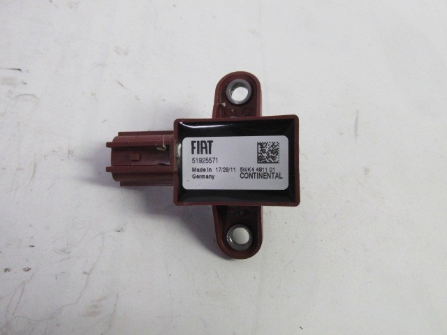 Fiat 500, 500 L ütközés szenzor 51925571