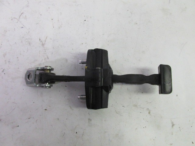 Alfa Romeo Giulietta hátsó ajtóhatároló 50521442