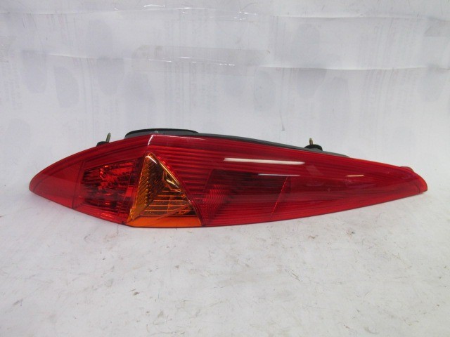 Fiat Punto II. gyári új bal hátsó lámpa 3 ajtós 46523770