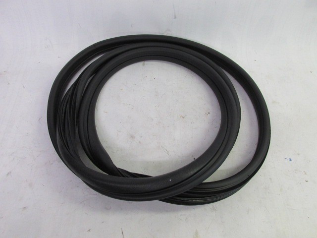 Fiat Croma 2005-2010 gyári új első ajtó gumikéder 51801700