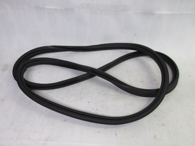 Fiat Bravo 2007-2014 gyári új csomagtérajtó gumikéder 51822657