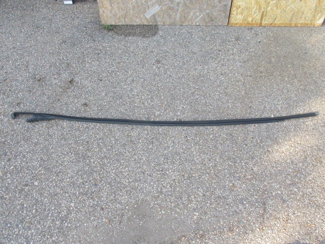 Fiat Punto II.-III. 5 ajtós, gyári új baloldali tető gumikéder 71747601