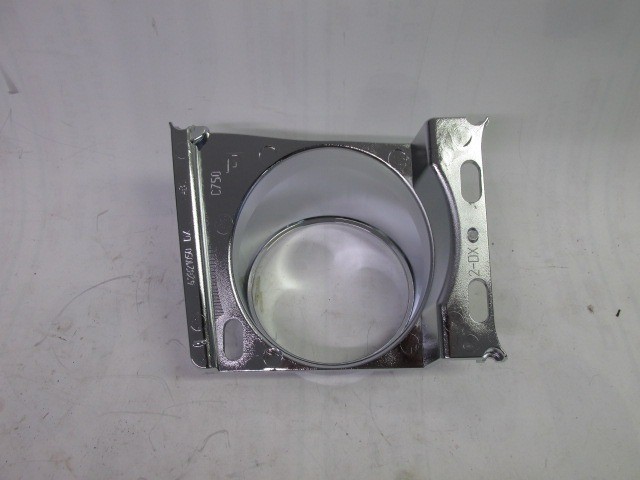 Alfa Romeo 159, Brera, Spider gyári új jobb oldali fényszóró középső króm keret 77363551