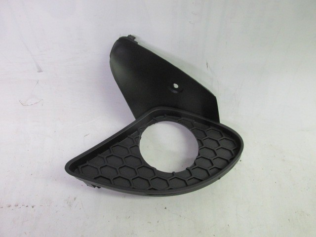 Alfa Romeo 147 Fl gyári új bal oldali ködlámpa keret 156057239