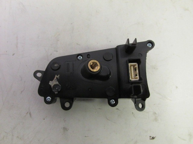 Alfa Romeo Giulia, Stelvio jobb oldali multikormány gomb 156122838