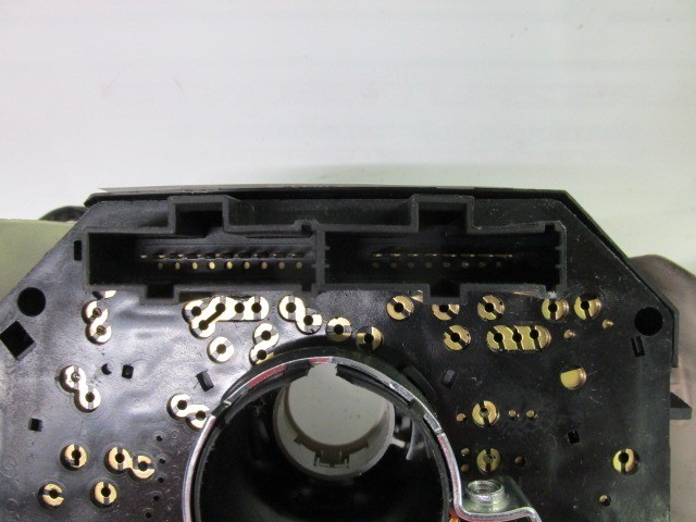 Fiat 500 2007-2015 kabrio, fehér színű, nem multikormányos kormánykapcsoló 735472462