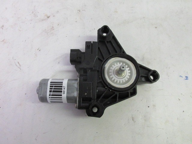 Fiat 500x jobb hátsó ablakemelő motor 71777187