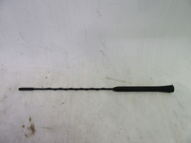 Fiat, Lancia gyári új antenna szár,5 mm-es menet átmérővel 