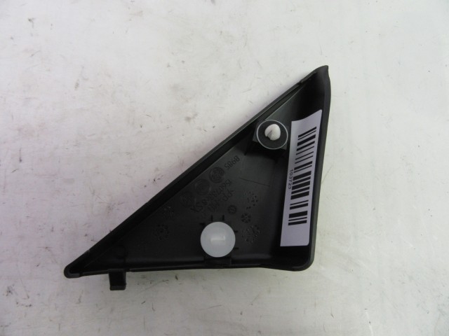 Alfa Romeo Giulietta 156078868 számú, bal oldali műanyag takaró