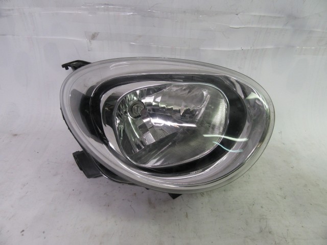 103671 Fiat 500 l jobb első fényszóró 