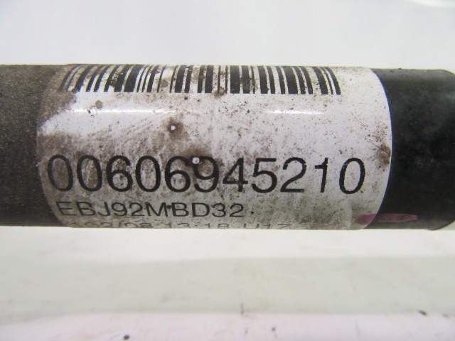 Alfa Romeo 159 4x4, bal hátsó féltengely