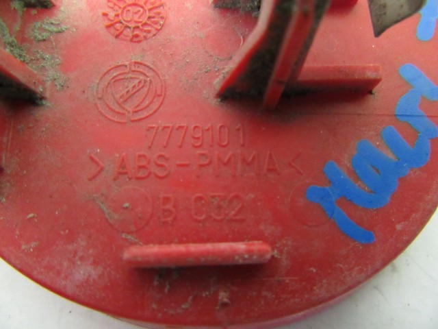 Fiat Bravo 7779101 számú, bal hátsó prizma