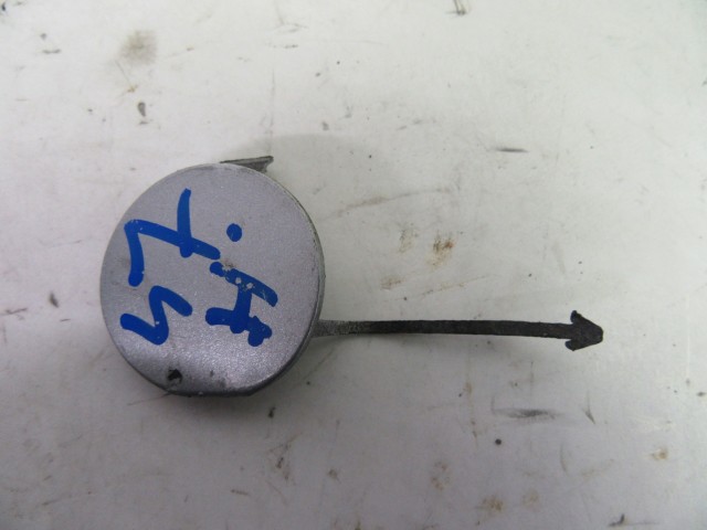 103950 Alfa Romeo 147 2000-2005 ezüst színű hátsó vonószem takaró 735267295