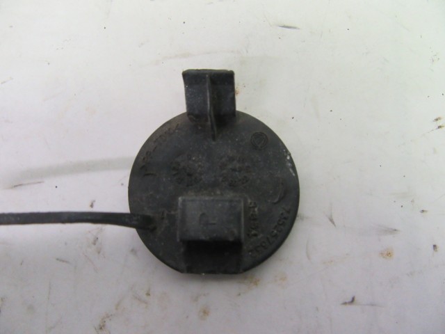 103950 Alfa Romeo 147 2000-2005 ezüst színű hátsó vonószem takaró 735267295