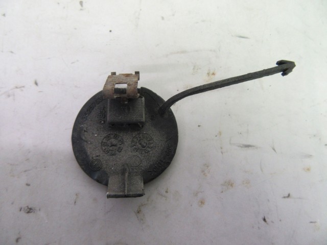 103951 Alfa Romeo 147 2000-2005 ezüst színű hátsó vonószem takaró 735267295