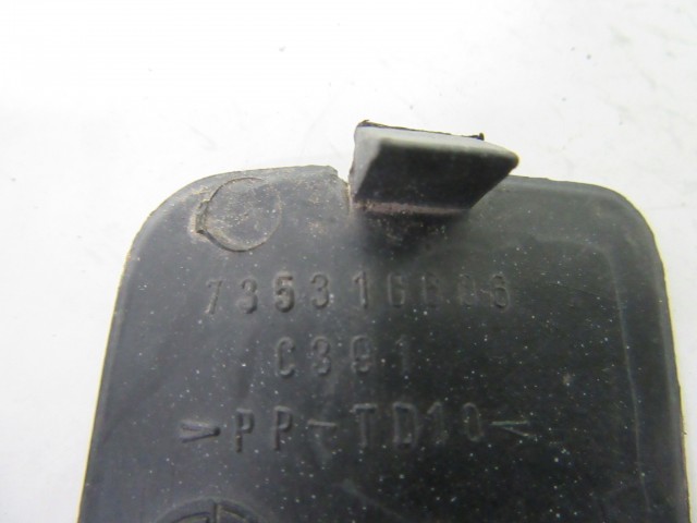 103962 Fiat  Panda II. 2003-2012 fekete színű első vonószem takaró 735316606