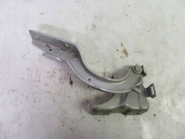 Fiat 500x bal motorháztető zsanér 51940500