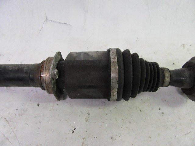 Alfa Romeo 159 1,9 Diesel, kézi váltós jobb oldali féltengely 50504034