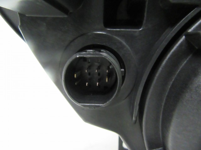 Fiat Ducato 2006-2010 utángyártott új, bal első fényszóró (SZÖGLETES CSATLAKOZÓS) 1340664080