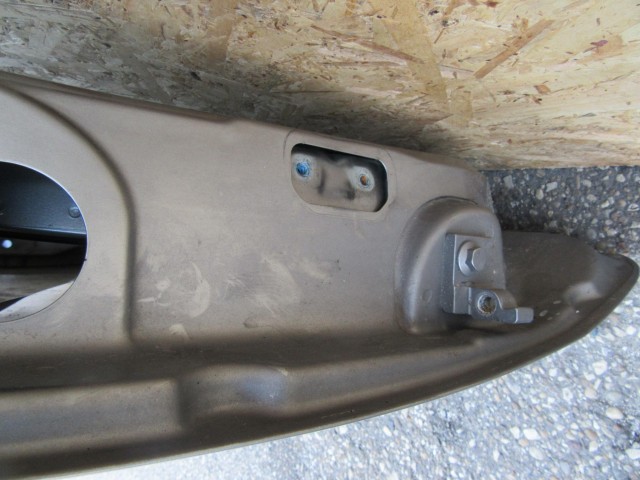 104458 Alfa Romeo 159 szürke színű jobb első ajtó 