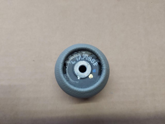 Alfa Romeo 159 gyári új szürke váltógomb 55348865