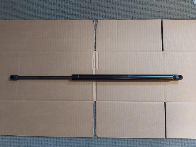 Fiat Stilo kombi utángyártott új,csomagtérajtó teleszkóp 51736745