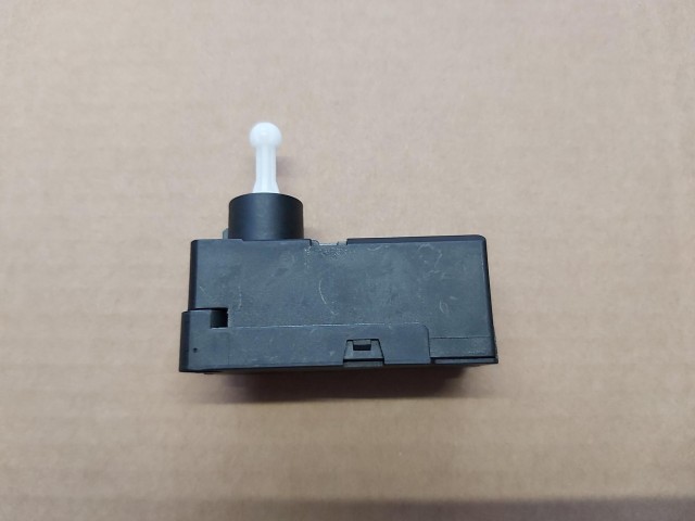 Alfa Romeo 147 , Fiat Stilo utángyártott új fényszórómagasság állító motor 9948397