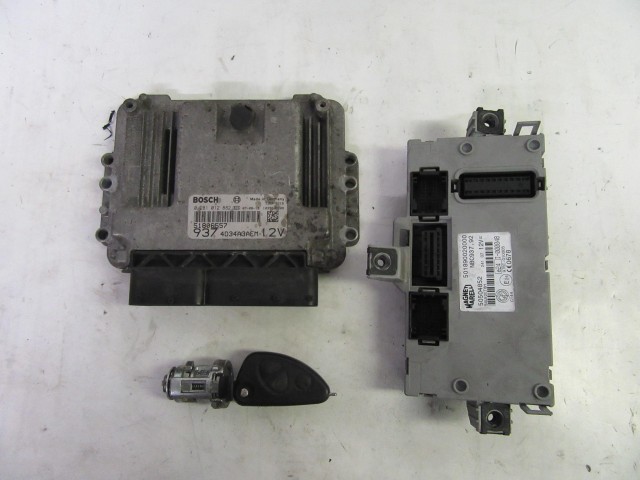 104865 Alfa Romeo 147 1,9 8v Jtd motorvezérlő szett 51806557 , 0281012882