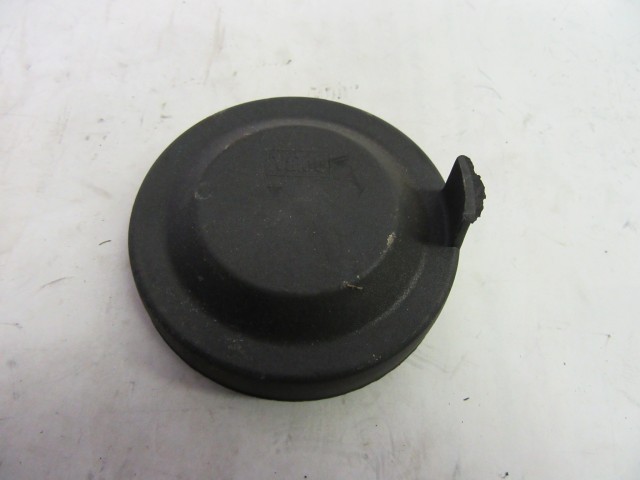 Alfa Romeo 147, Fiat Grande Punto  75 mm fényszóró izzó takaró kupak 89004031