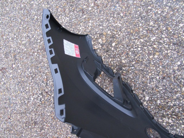 Fiat Doblo IV. 2015- utángyártott új első lökhárító középső rész 735622295