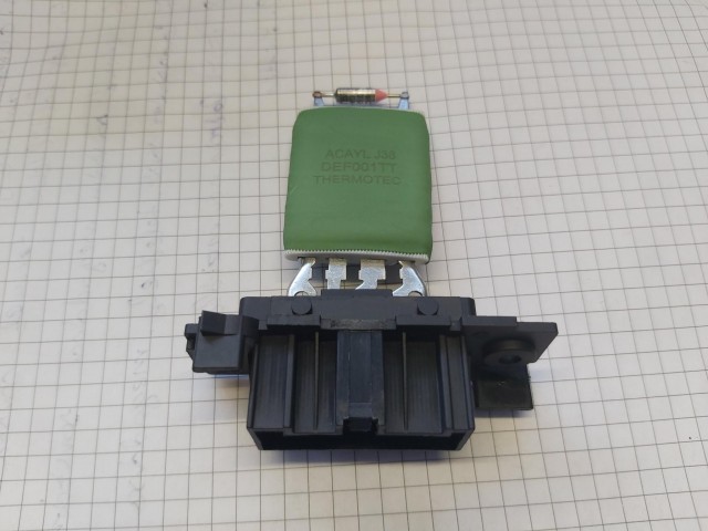 Alfa Romeo, Fiat utángyártott új, fűtőmotor előtét ellenállás 55702407