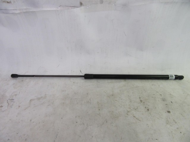 Fiat Doblo III. 51813671 számú csomagtérajtó teleszkóp