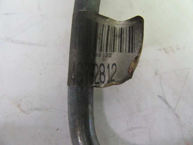Alfa Romeo 156 2,4 Jtd Diesel turbó olajozó cső 46782812